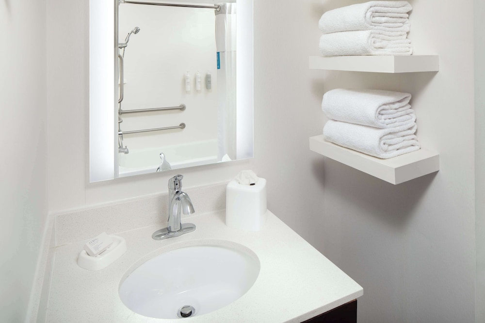 hampton inn atlanta northlake