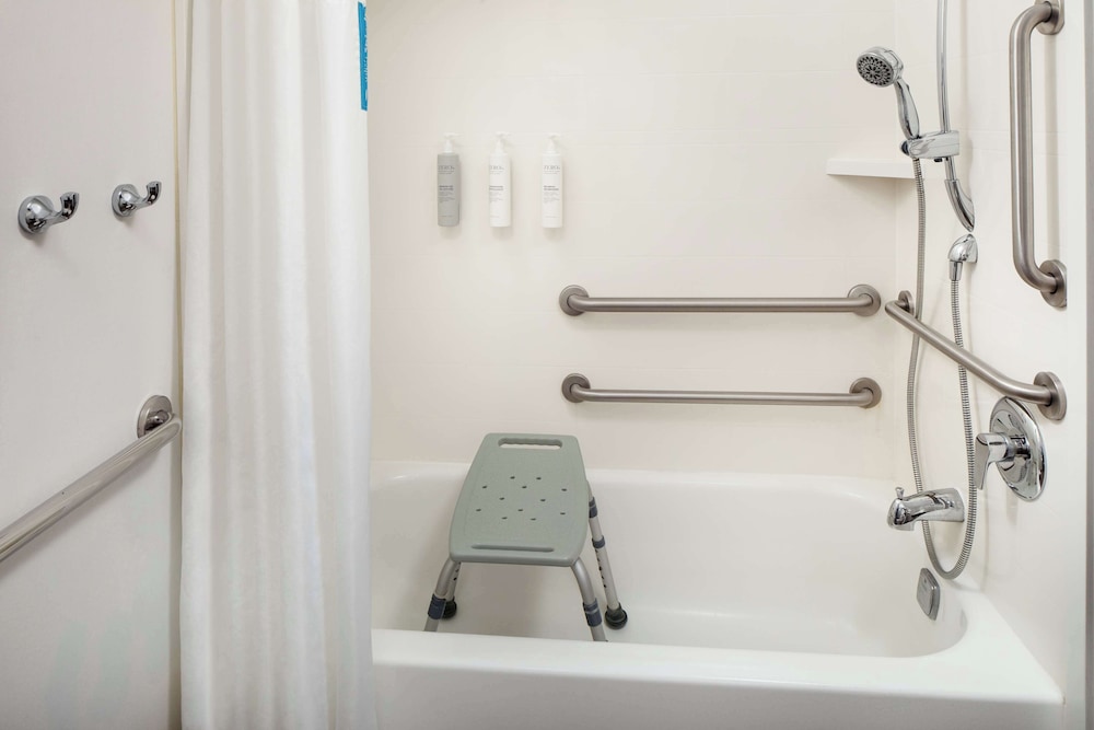 hampton inn atlanta northlake