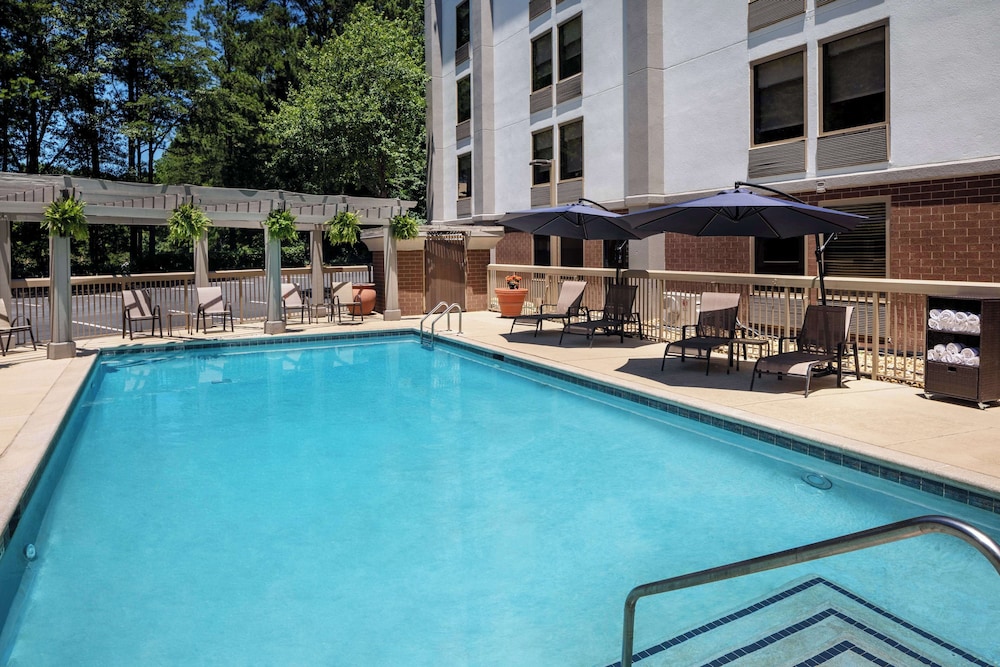 hampton inn atlanta northlake
