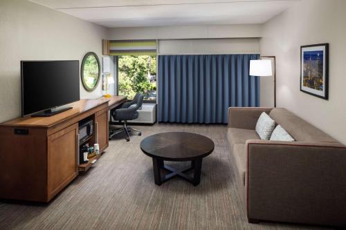 hampton inn atlanta northlake