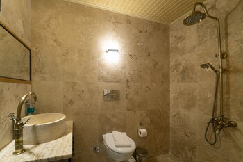 by yuksel cave hotel