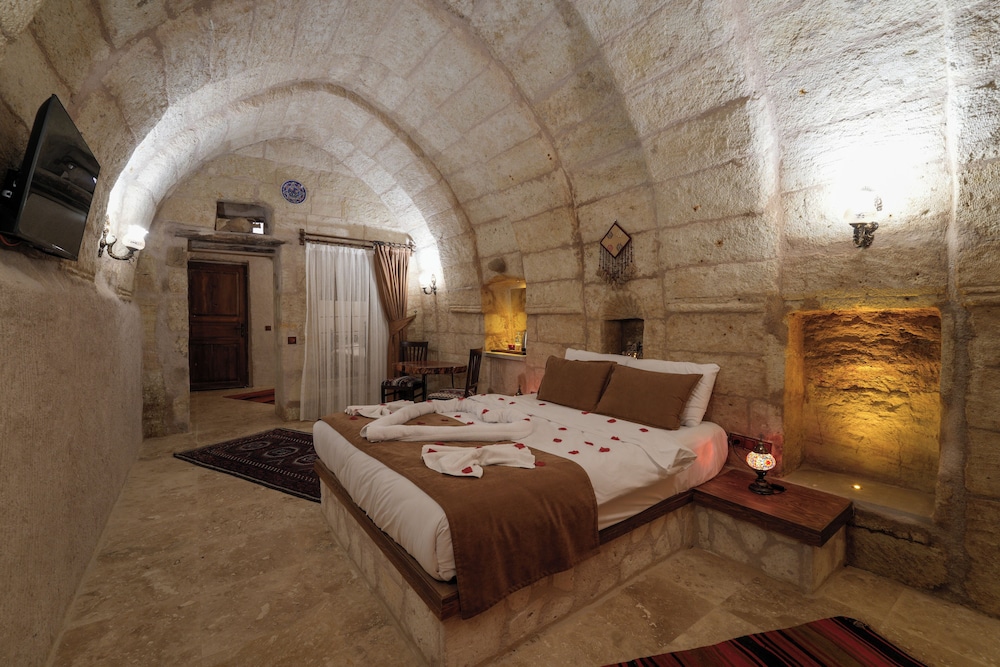 by yuksel cave hotel