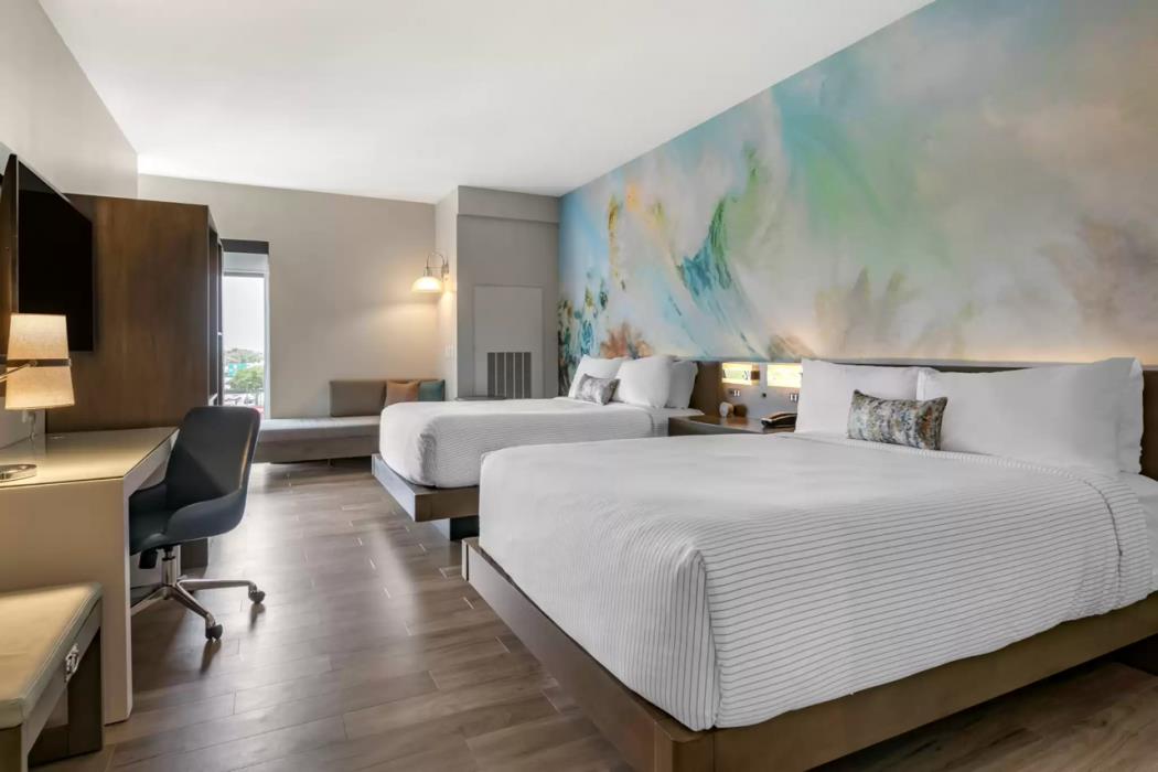 cambria hotel denver downtown rino
