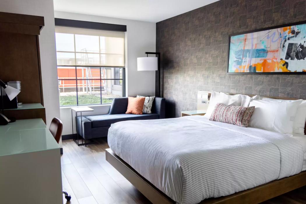 cambria hotel denver downtown rino