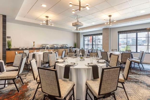 cambria hotel denver downtown rino