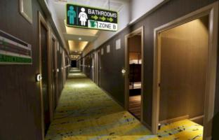 capital o 75451 podstel hostel bangkok