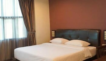 capital o 90767 rail hotel