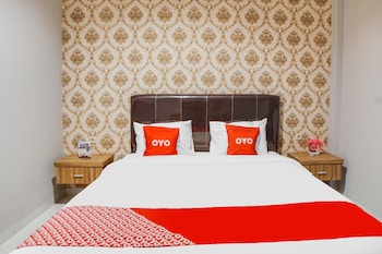 super oyo capital o 92066 papakoel hotel and cafe