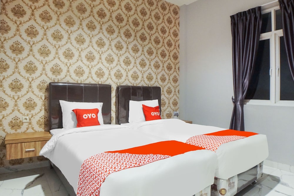 super oyo capital o 92066 papakoel hotel and cafe