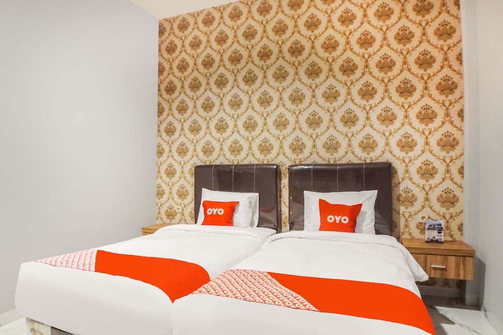 super oyo capital o 92066 papakoel hotel and cafe