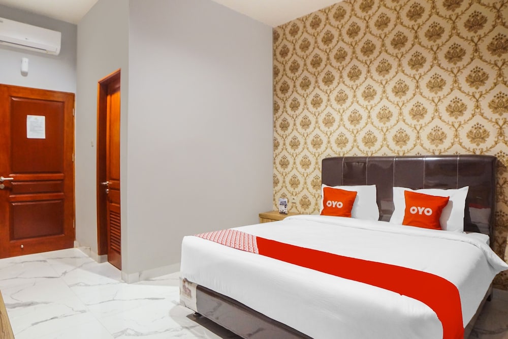 super oyo capital o 92066 papakoel hotel and cafe