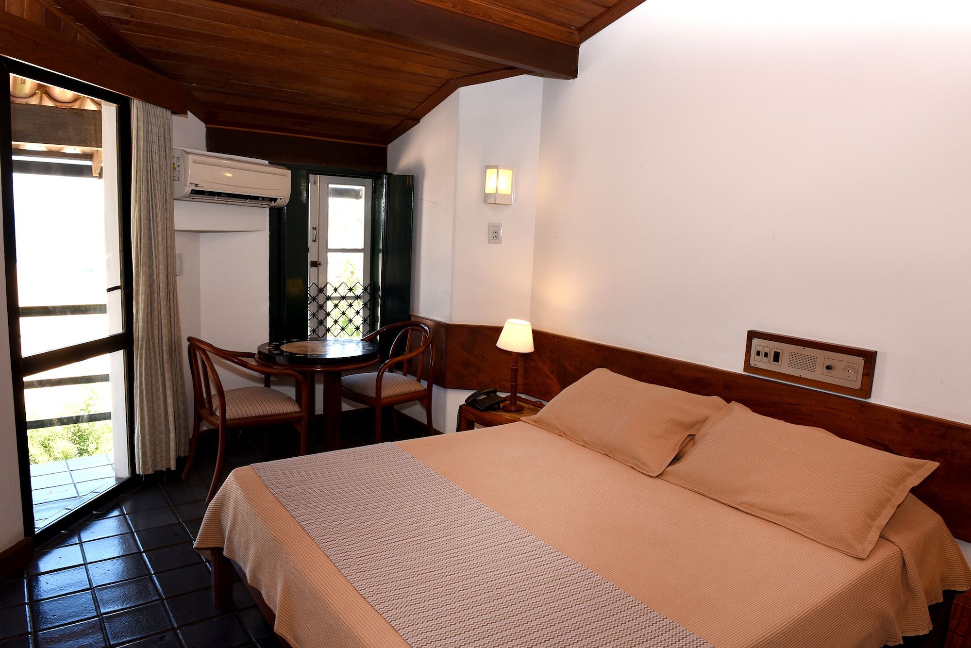 hotel catharina paraguacu