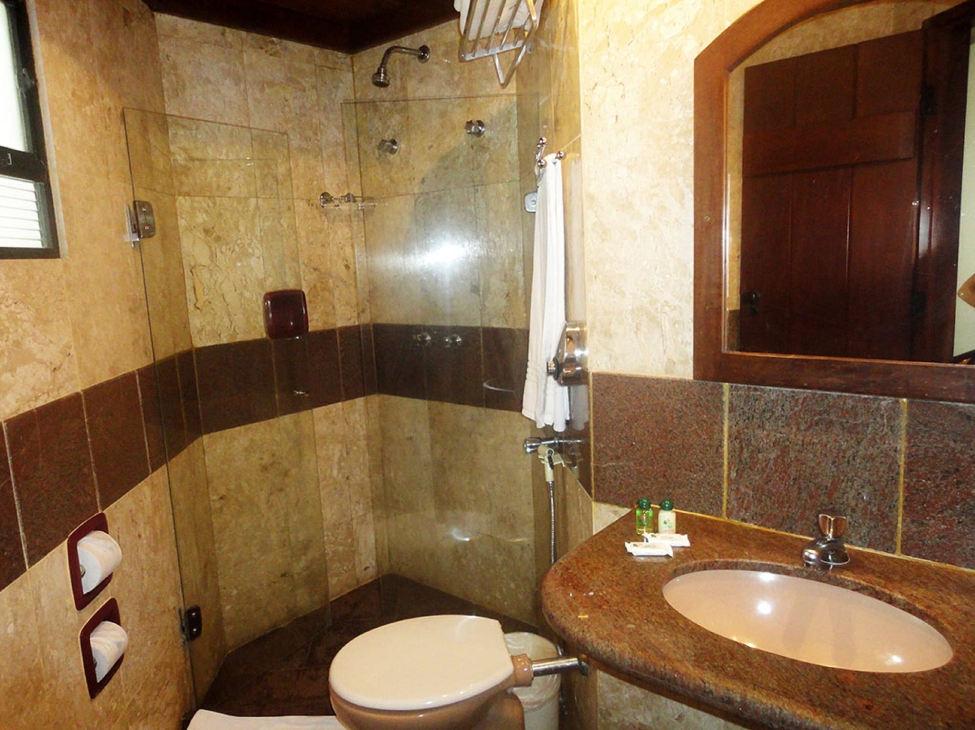 hotel catharina paraguacu