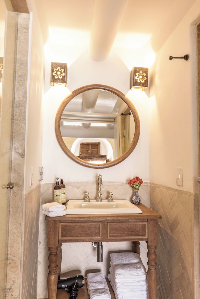 casa clara by ananay hotels