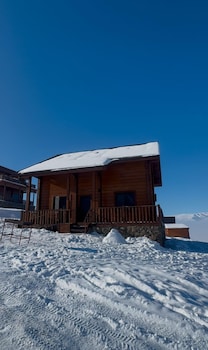 chalet myler