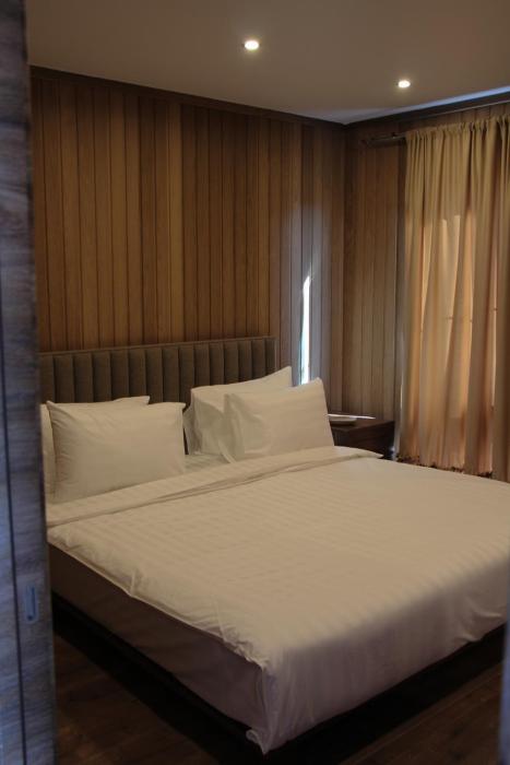 chalet myler