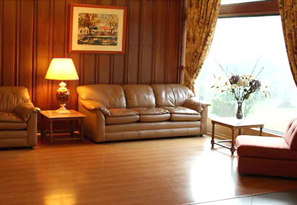 Hotel Melillanca,Near Valdivia Square,3 star