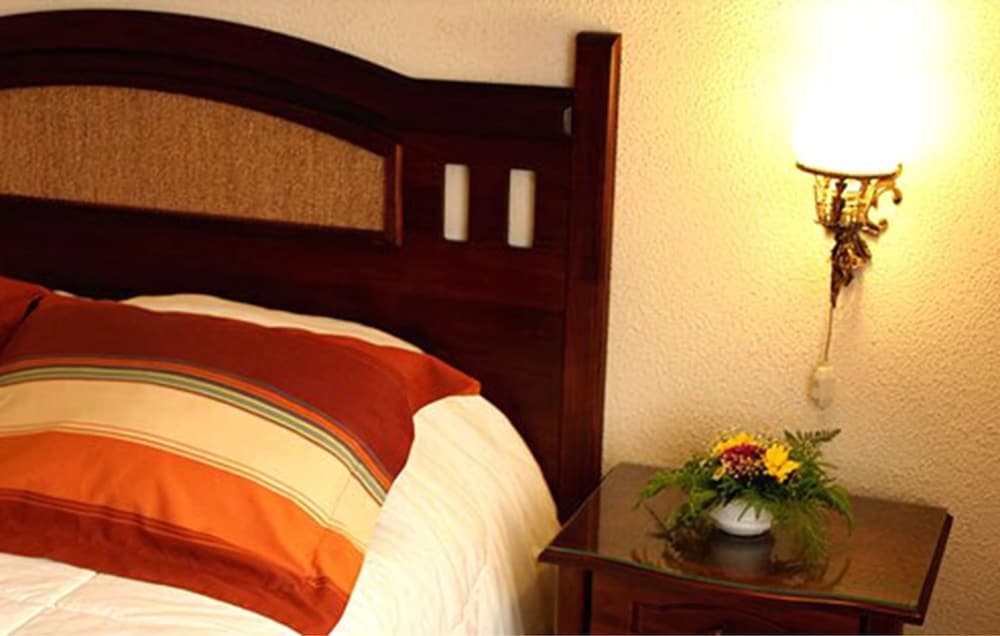Hotel Melillanca,Near Valdivia Square,3 star