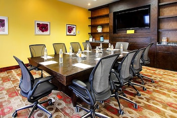 hilton garden inn queretaro