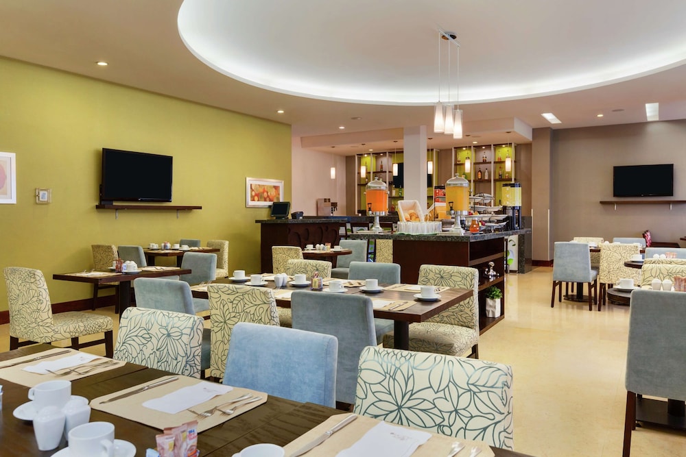 hilton garden inn queretaro