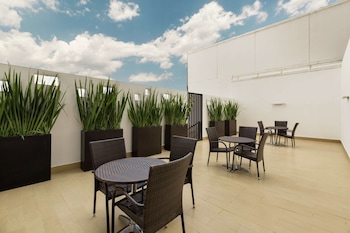 hilton garden inn queretaro
