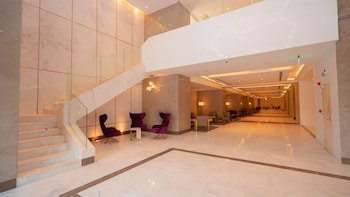 diar al khalidiya hotel by park regis