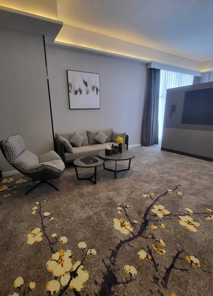 msharef almoden hotel