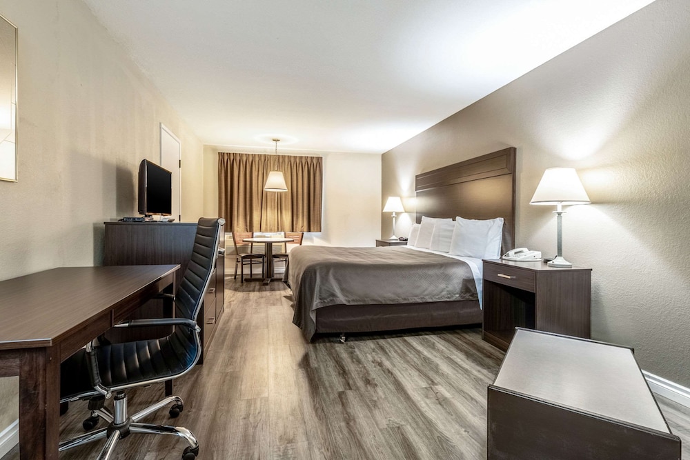 econo lodge sequim