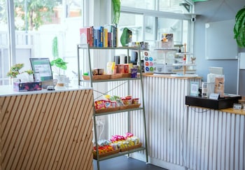 ekkamai buds and beds 420 hostel