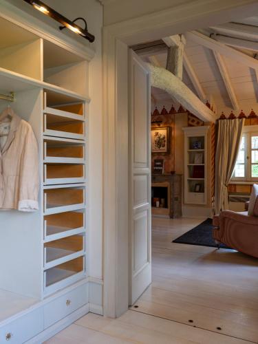 elizabeth country house design hotels