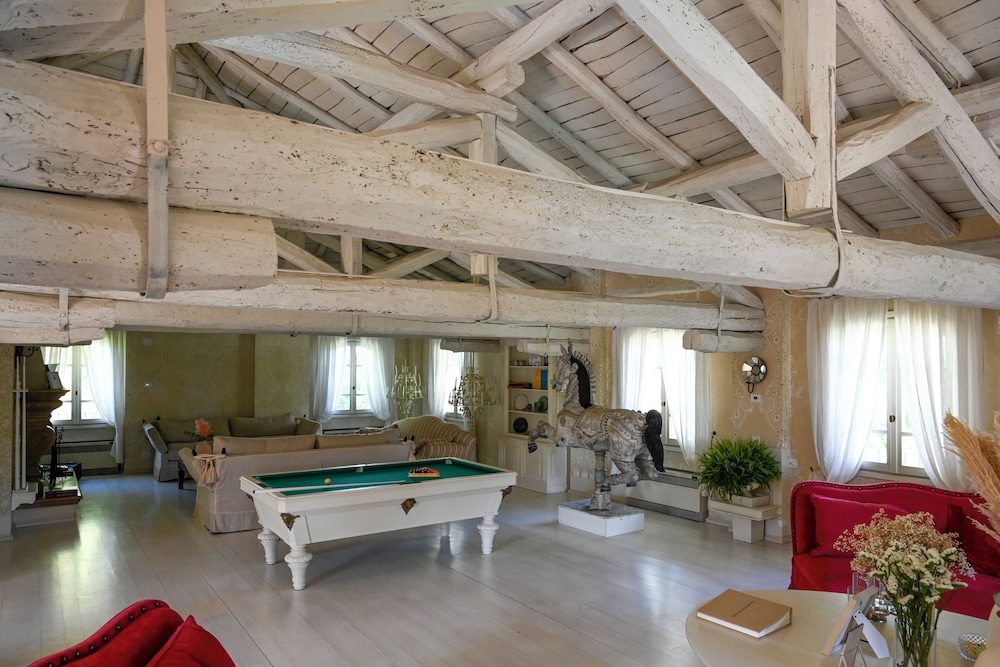elizabeth country house design hotels
