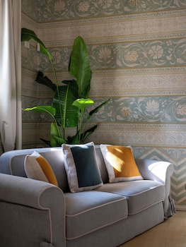 elizabeth country house design hotels