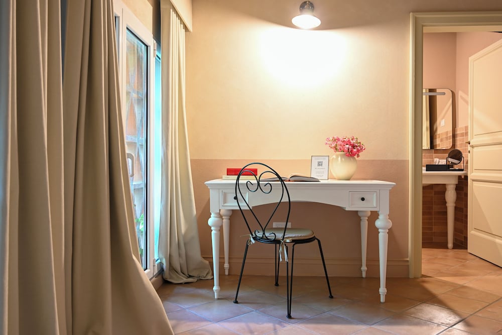 elizabeth country house design hotels