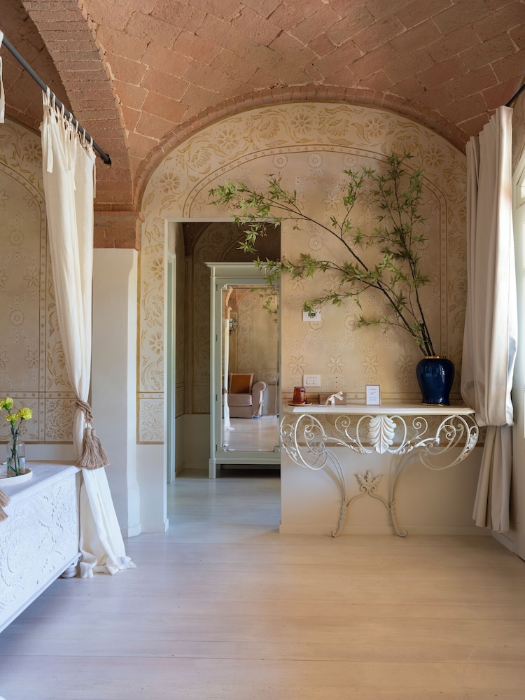 elizabeth country house design hotels