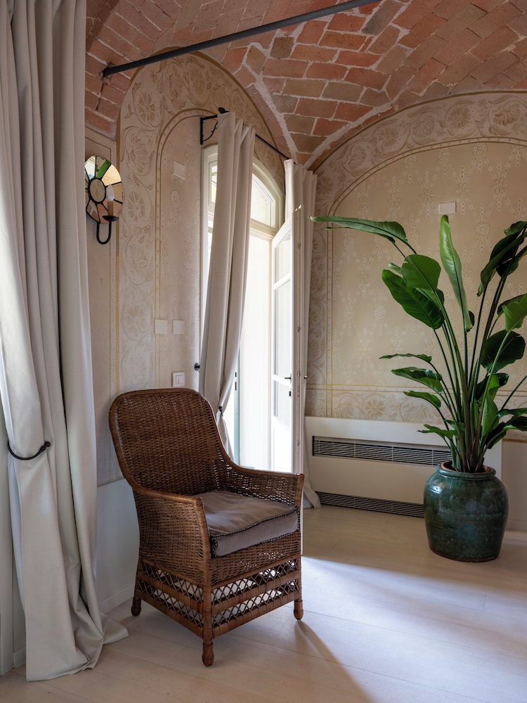 elizabeth country house design hotels