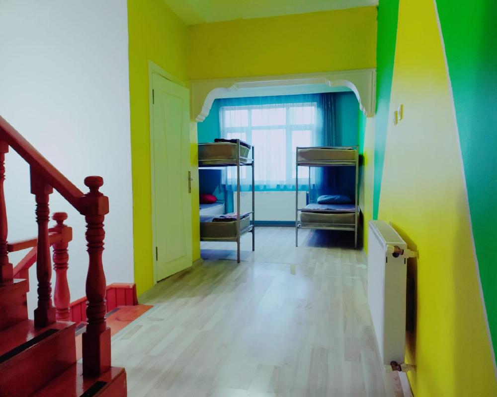 eroz hostel old city