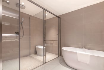 gladden hotel shilong