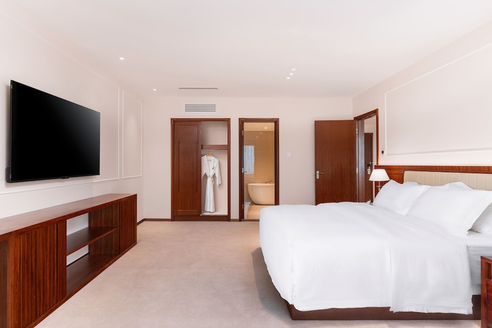 gladden hotel shilong