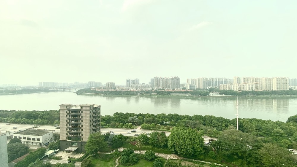 gladden hotel shilong