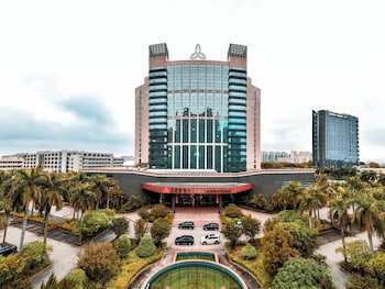 gladden hotel shilong