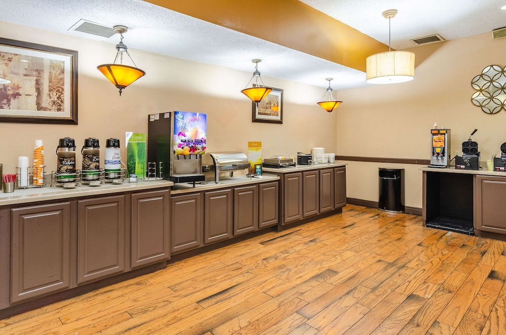 quality inn radford west blacksburg i 81