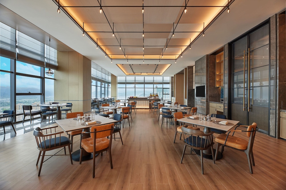 four points by sheraton linhai