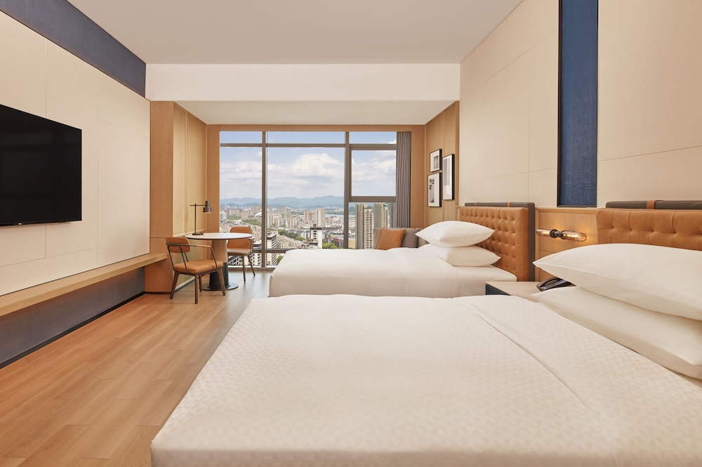 four points by sheraton linhai