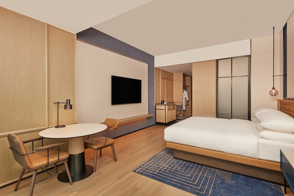 four points by sheraton linhai