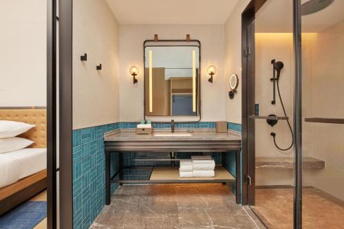 four points by sheraton linhai