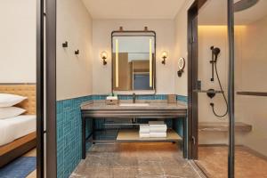 four points by sheraton linhai