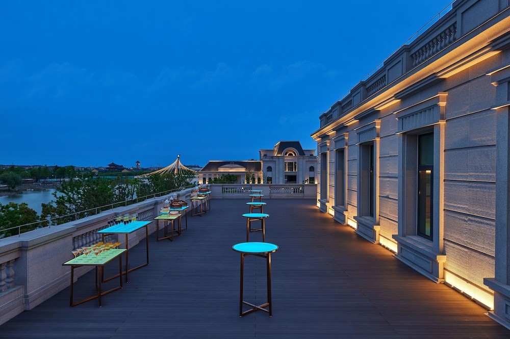 four points by sheraton shanghai fengjing