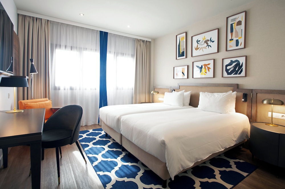 holiday inn madrid las tablas by ihg