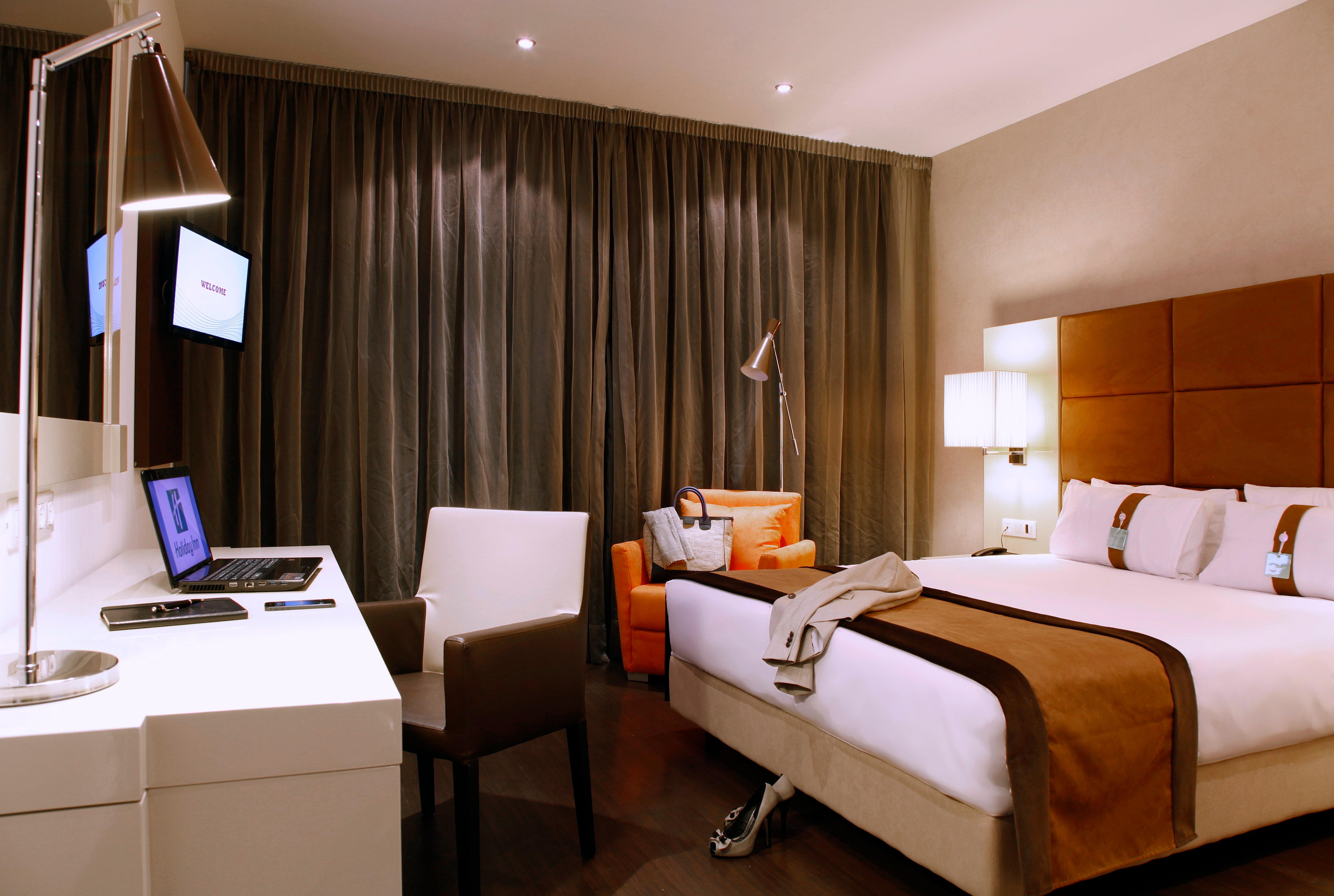holiday inn madrid las tablas by ihg