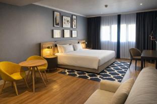 holiday inn madrid las tablas by ihg